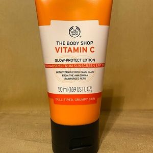 The Body Shop Vitamin C Glow-protect Lotion SPF 30